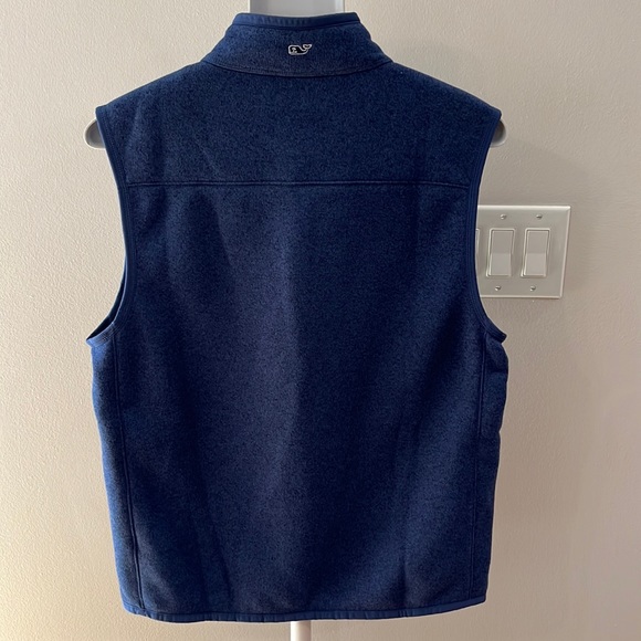 NWT Vineyard Vines Outerwear Vest - Picture 2 of 6
